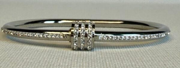 Silver Diamante Circle Bangle