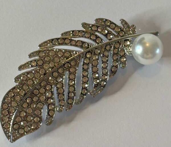 Brooch - Silver Plated leaf design with stone detail